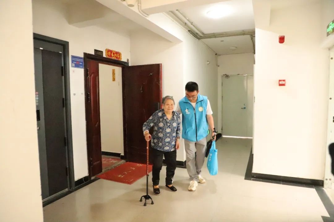 巧家社工如温暖之光守护夕阳红！他们的故事你知道吗？  第5张