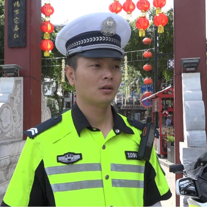 五一别人在休假，荔波这群人却默默坚守岗位！你知道是谁吗？  第12张