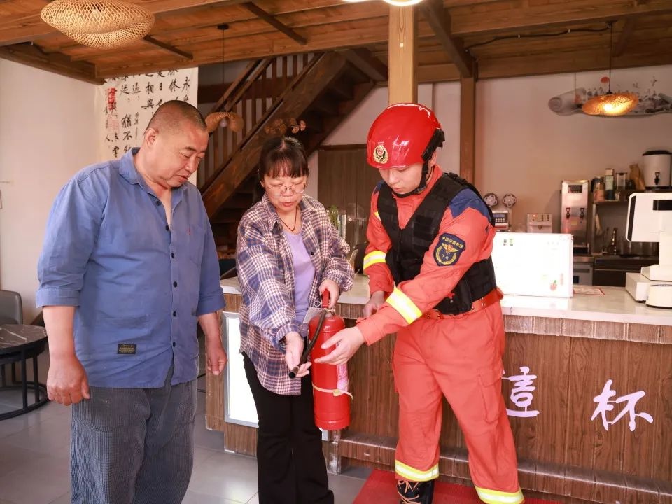 五一劳动节！火焰蓝默默坚守，他们都做了啥？你知道吗？  第12张