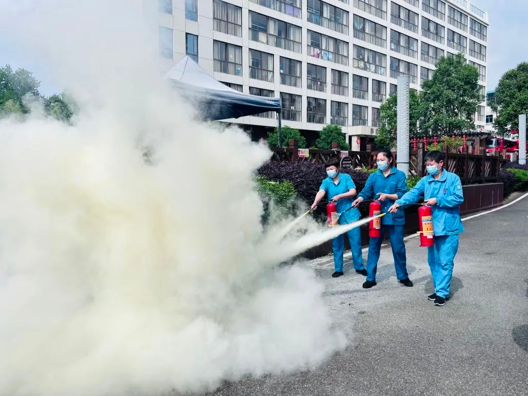 五一劳动节！火焰蓝默默坚守，他们都做了啥？你知道吗？  第16张