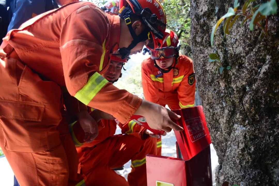 五一小长假期间人员聚集，消防安全咋保障？湖南各地消防部门在行动  第8张