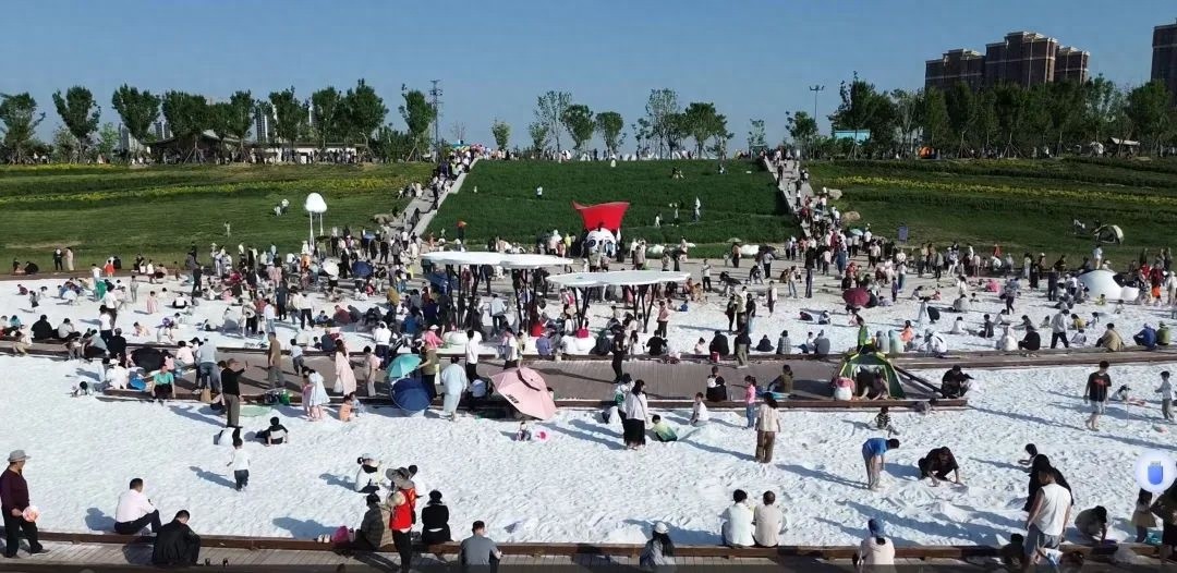 上午8时正式开放！共渠生态长廊首日接待3.5万人次！为啥这么火？