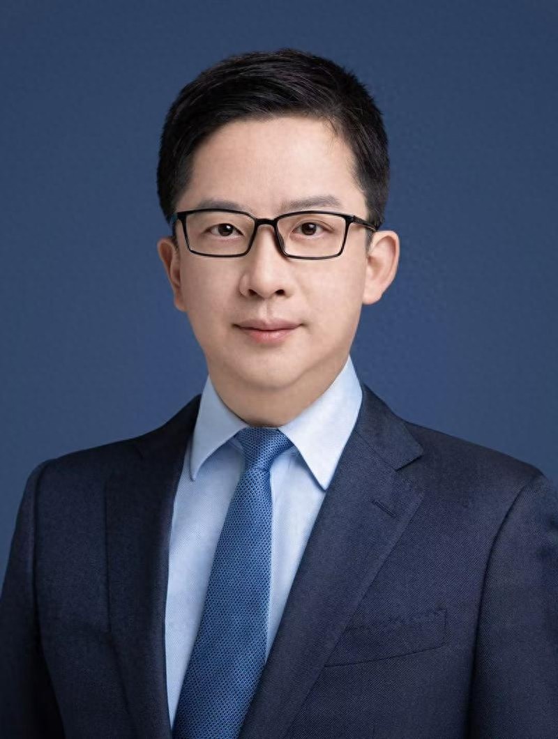 2025年中国经济关键之年：房价与汇率如何影响5%以上GDP增速？