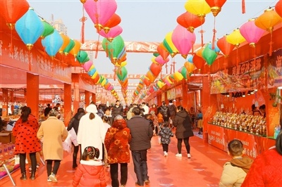 幸福栖湖里新春嘉年华开街，烟火气渐起吸引众多市民打卡  第1张