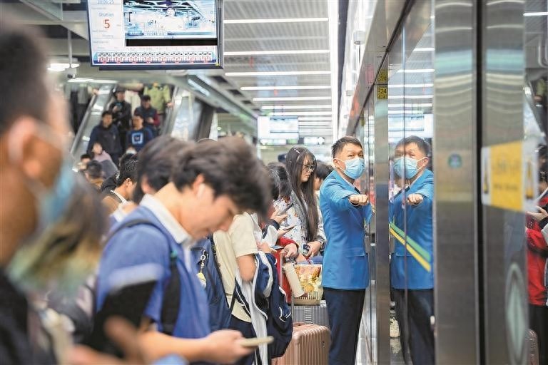 深圳地铁跨年夜客流破纪录！1100万人次背后的故事你绝对想不到