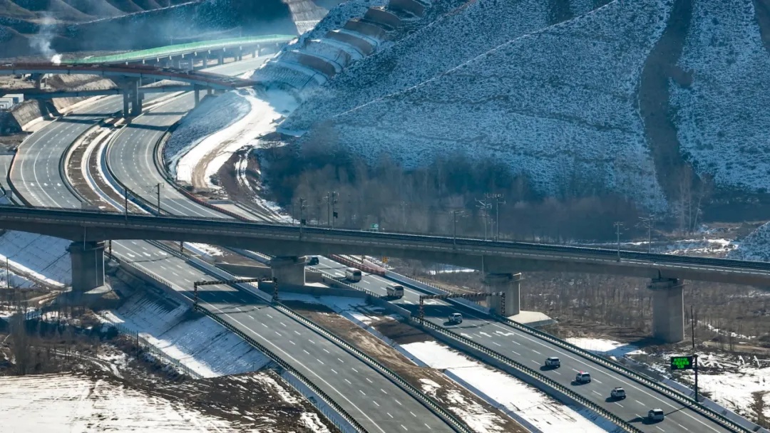 2025年1月1日，兰州新区至兰州段中通道通车，18.3公里快速通达梦想成真  第3张