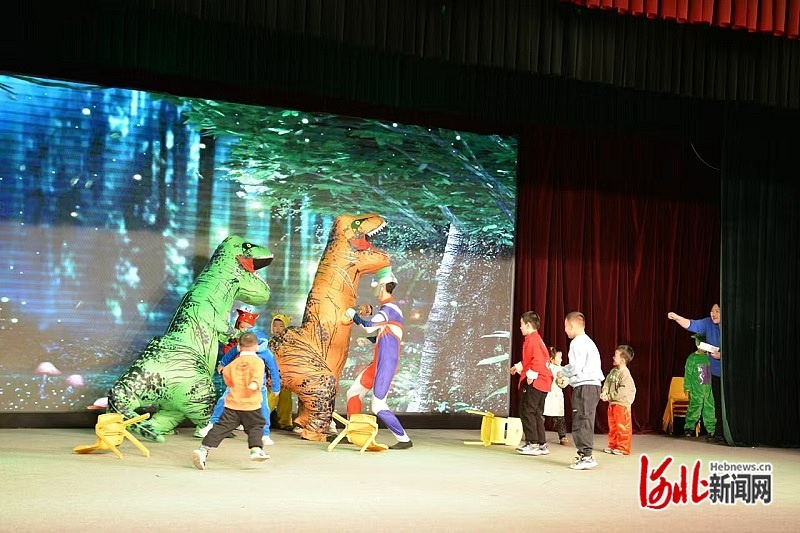 孤独症儿童用音乐点亮新年，这场演出让你重新认识‘来自星星的孩子’  第2张