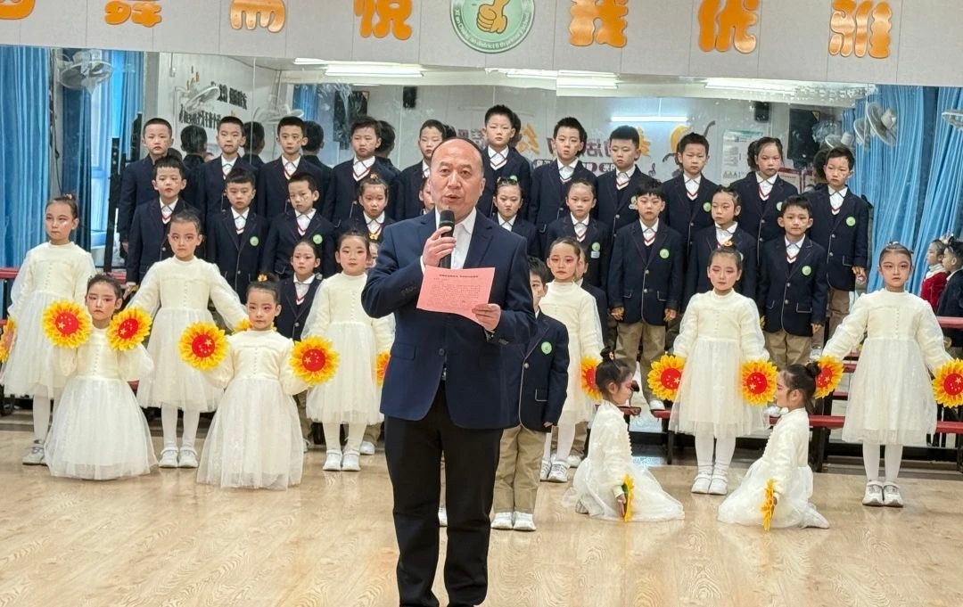 童心共筑中国梦，歌声飞扬迎元旦！长安区第六小学的这场合唱比赛为何如此震撼人心？  第3张