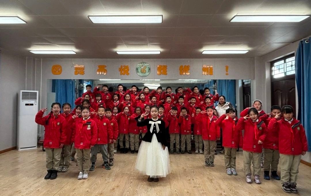 童心共筑中国梦，歌声飞扬迎元旦！长安区第六小学的这场合唱比赛为何如此震撼人心？  第6张