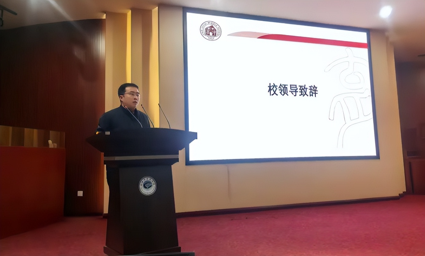 西安市育才中学田径队2024年总结表彰大会：他们是如何创造辉煌的？  第5张