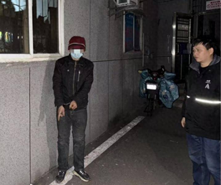 天衣无缝的伪装？民警火眼金睛识破嫌疑人，他是如何被抓获的  第1张