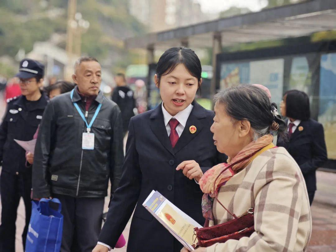 你知道如何在恐怖袭击中保护自己和家人吗？攀枝花这场活动告诉你