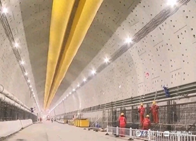济南黄岗路穿黄隧道刷新世界纪录！你猜它有多快？
