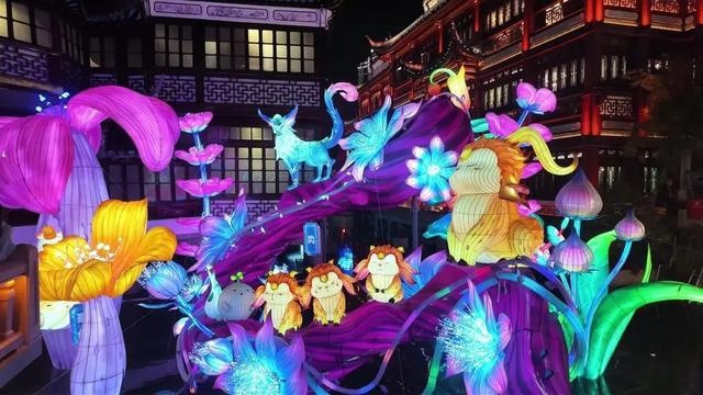 2025豫园灯会亮灯盛况空前！你准备好迎接这场视觉盛宴了吗？  第5张