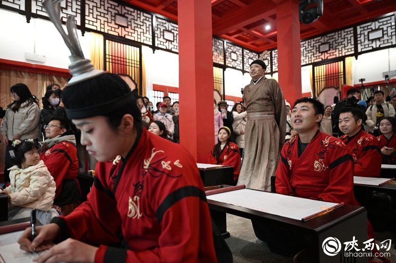2025年西安千古情景区新春狂欢，你准备好迎接这场震撼心灵的非遗盛宴了吗？  第5张