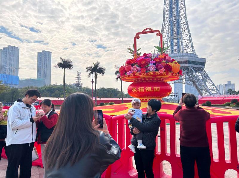 佛山挥春街年味浓，为何吸引游客驱车百里前来祈福？  第3张
