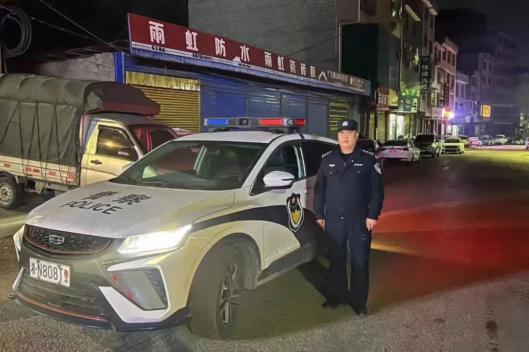 春节团圆时，他们坚守岗位！最美湘警背后的奉献值不值得感叹？  第4张