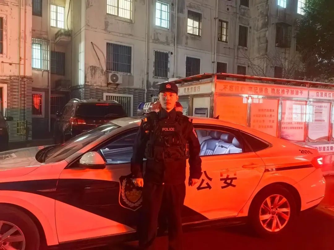 新警在蛇年新春值班：不能团聚值不值? 他们用坚守作答!  第3张
