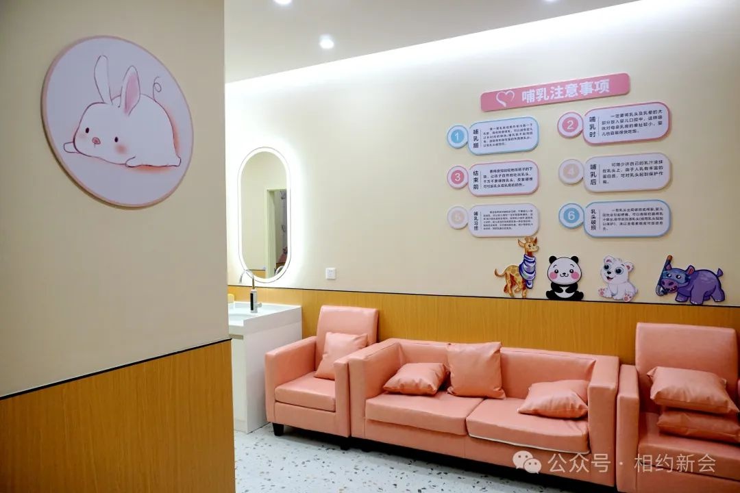 江门站客流高峰期间,书香驿站亮相!能深入感受江门文化魅力? 第5张 江门站客流高峰期间,书香驿站亮相!能深入感受江门文化魅力? 第5张