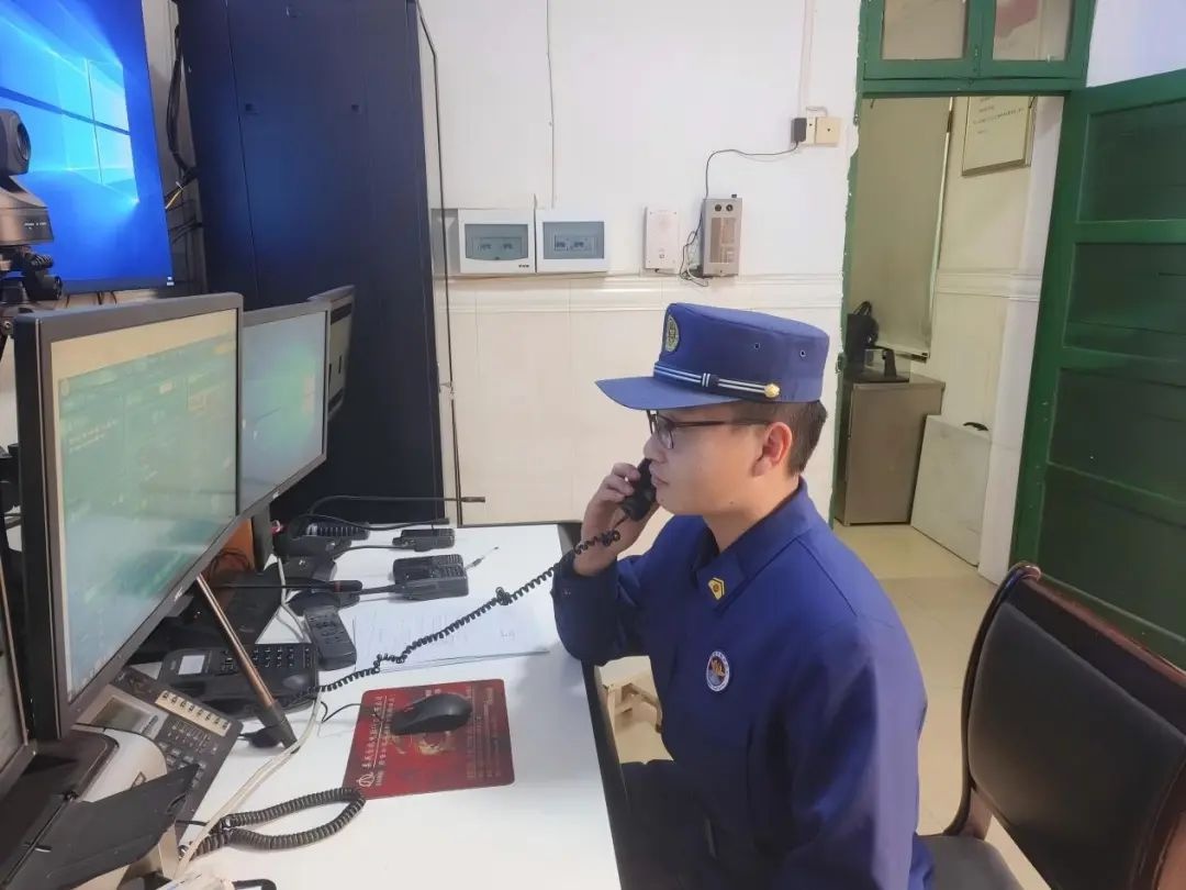 春节团圆时，蓝朋友坚守一线？涟源消防的忠诚守护  第5张