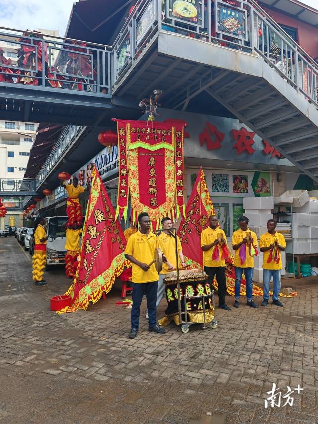 继南非、乌干达后，肯尼亚也有佛山醒狮？  第2张