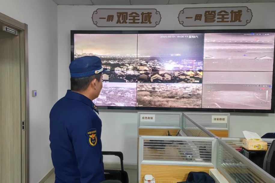 春节大家团圆欢庆，消防员坚守岗位!他们图啥?  第7张