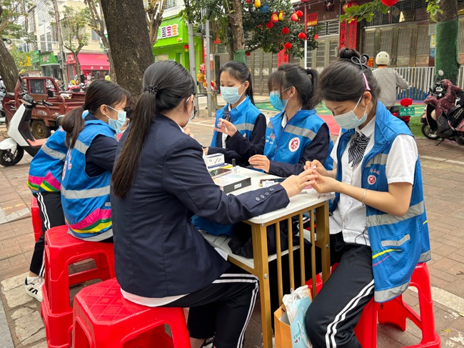 传统与现代的完美融合！儋州龙抬头公益服务活动为何引发居民热烈反响？  第4张