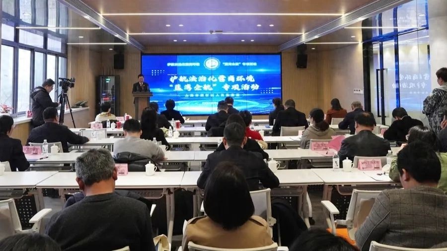 8年骗局揭秘！上海科技公司为何被22名影子员工套走1600万？  第1张
