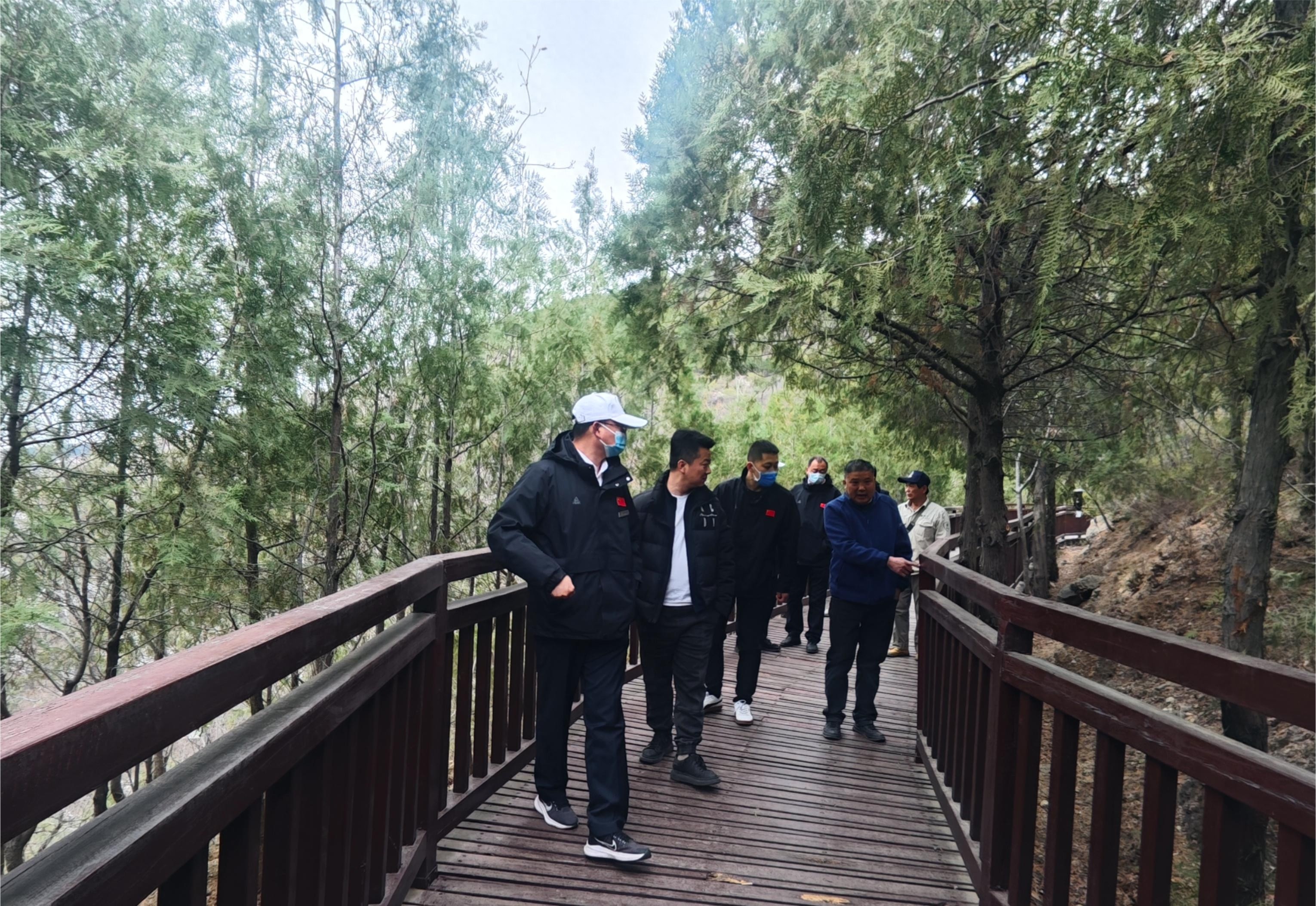 清明踏青季西山栈道迎客！旅游公司节前如何确保其安全？  第1张