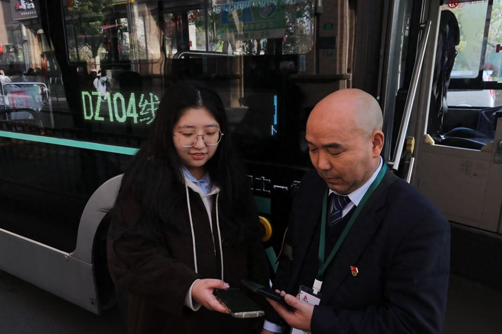 仅10分钟!无需换乘高效直达地铁，杨浦区新公交线路你知道吗?