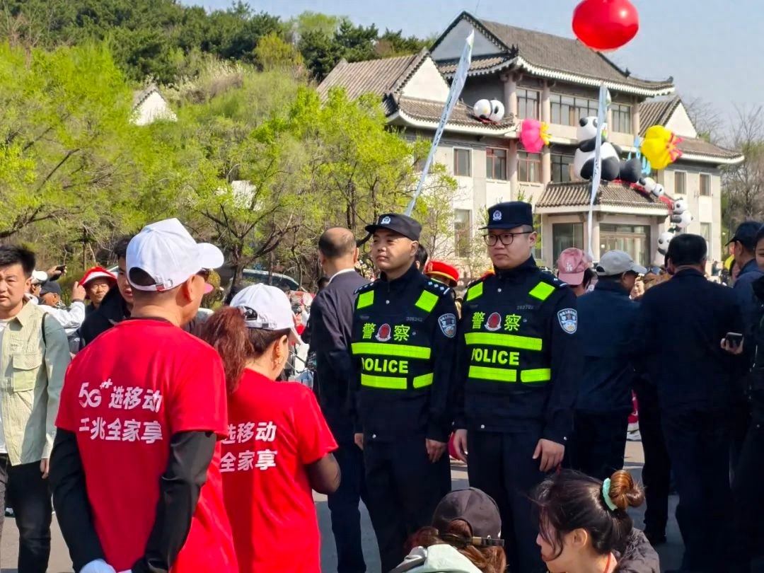 五一千山风景区游人如织，公安民警如何守护平安？你知道吗
