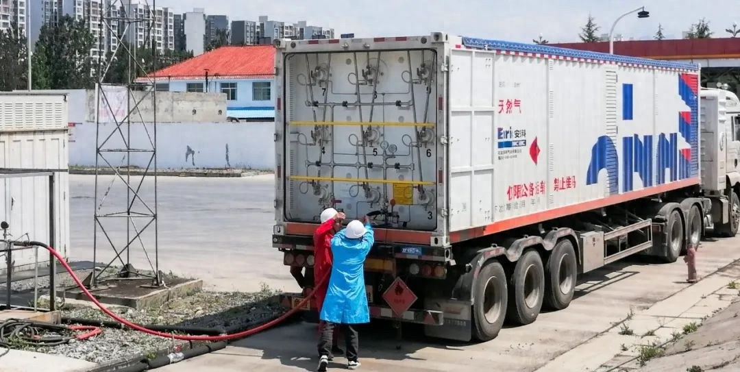 滇企首车页岩气发运！2025 年产气量 2000 万方，这意味着什么？