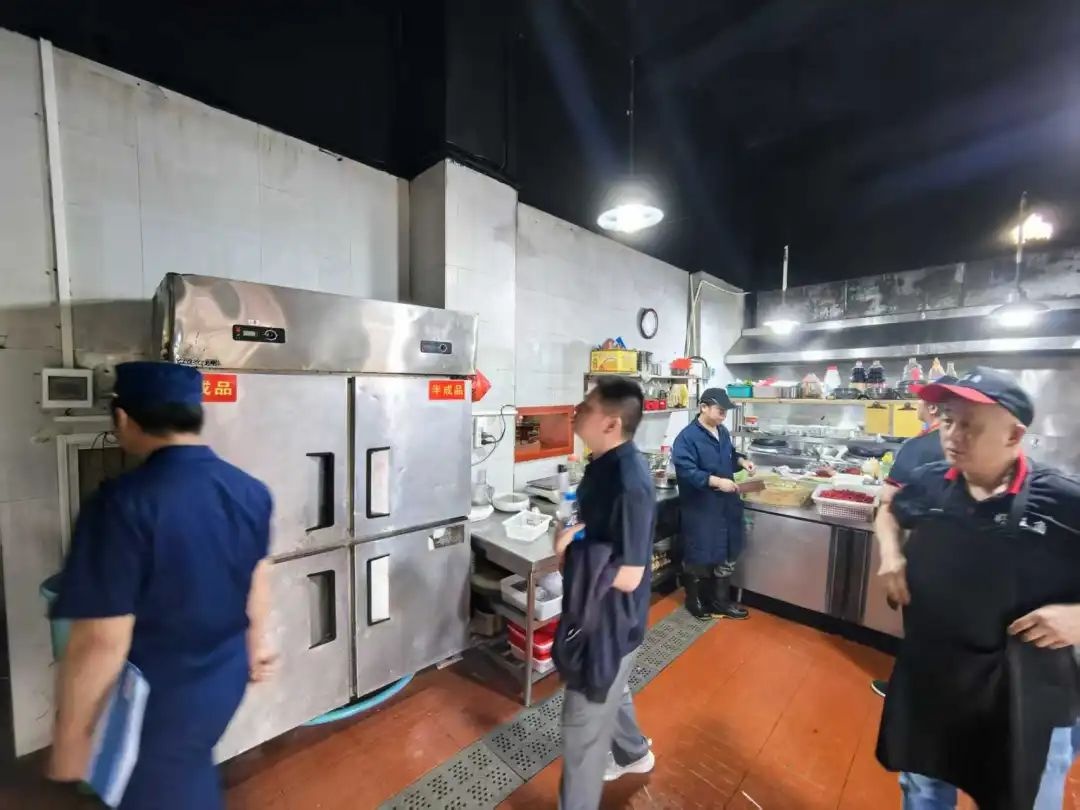 五一期间这些坚守岗位的最美劳动者，你知道他们都有多拼吗？  第5张