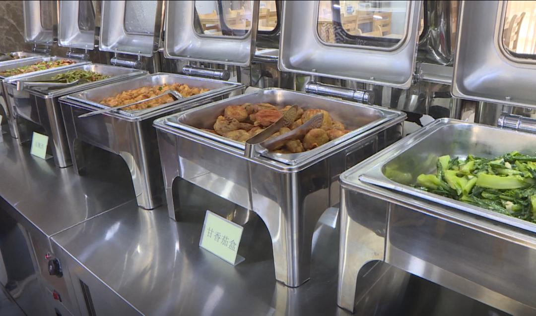 五一假期敦煌市直机关食堂宠客！20元正餐暖了谁的心？  第2张