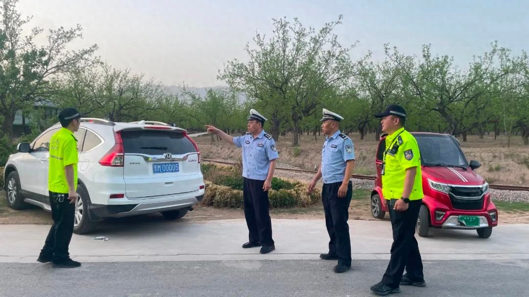 五一假期稷山交警全力筑牢道路安全防线，你知道他们都做了啥？