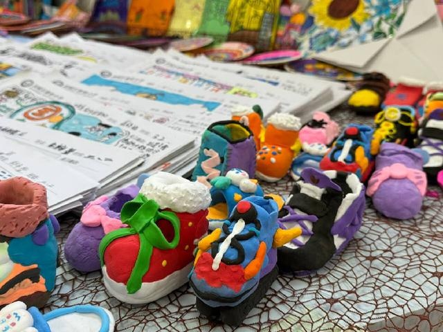 新怡小学美术展：孩子们的奇幻天地，你见过吗？  第3张