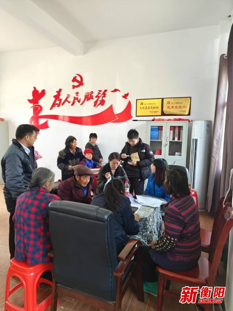 邮储银行如何为120名留守老人解决社保卡换卡难题？  第2张