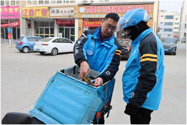 外卖站长郭泗浩：从普通骑手到站长的七年奋斗史，你也能做到吗？  第1张