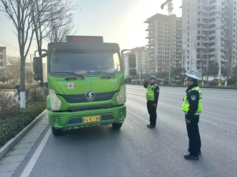 元旦假期如何确保平安？公安阎良分局全警出动，让安全看得见  第7张