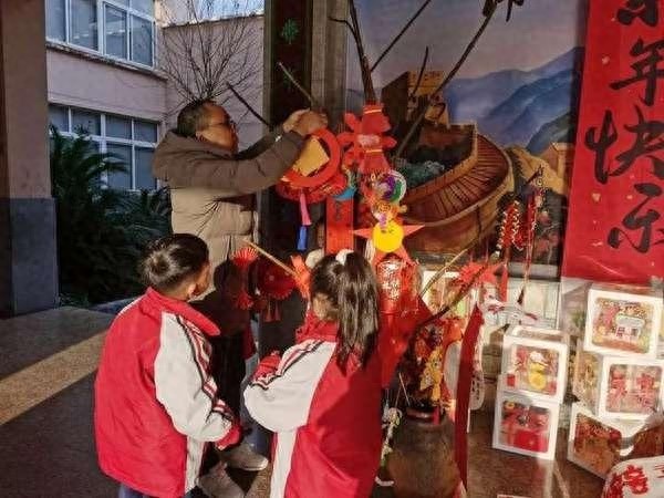 妙高小学新年书画展：孩子们的作品竟然如此惊艳！你见过这样的创意福字吗？  第1张