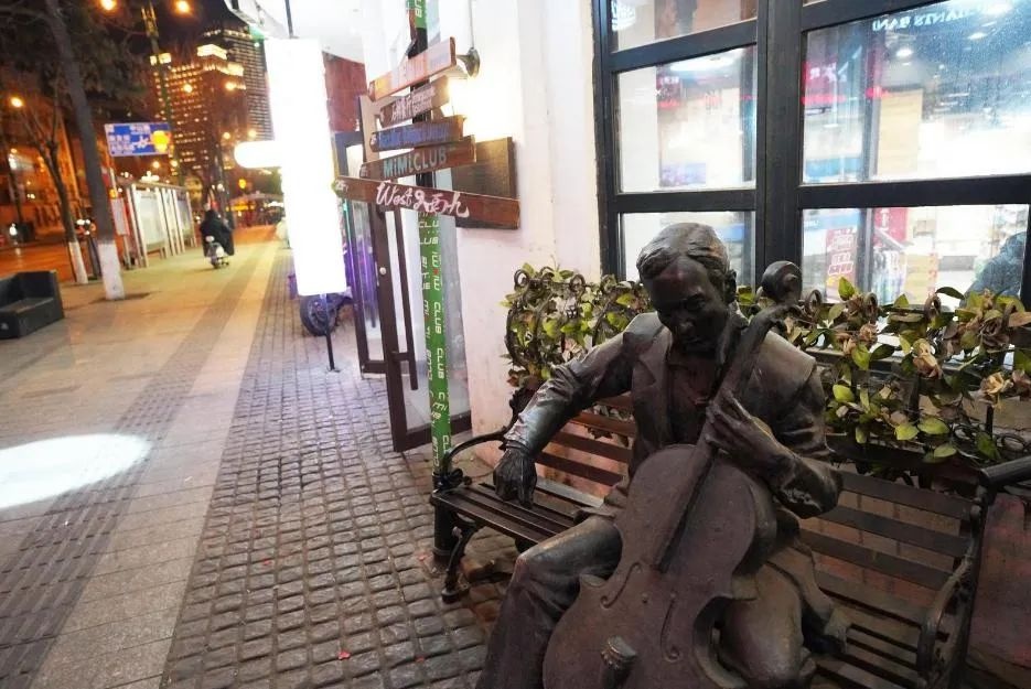 沈阳中山路欧风街：百年老街如何成为网红打卡圣地？  第2张