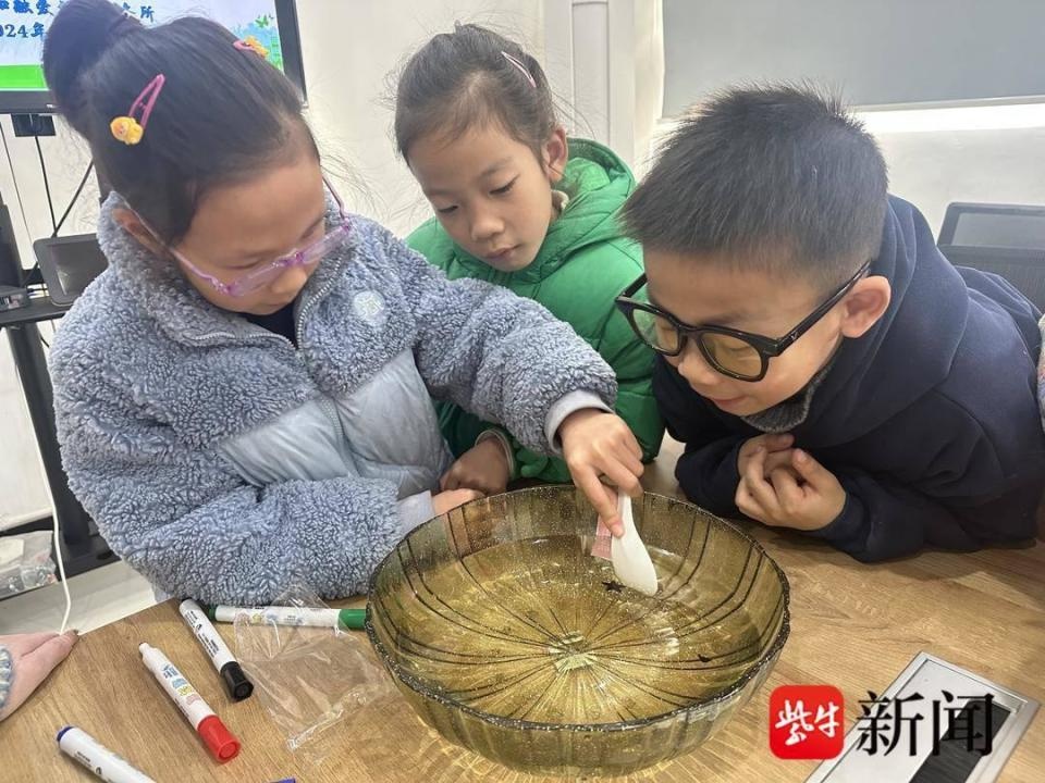 金箔画里绘非遗，护水清源小课堂——孩子们的冬日成长礼，你准备好了吗？  第2张