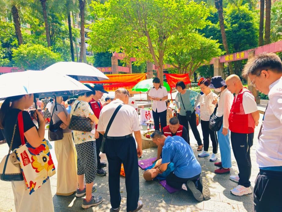 2024年超2.57万人次志愿者在广州白云站服务，你参与了吗？  第8张