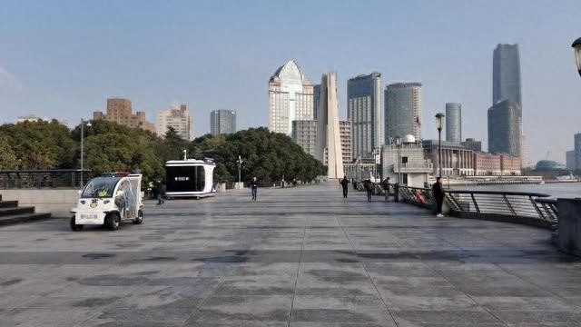 上海今日气温骤降，北风呼啸！周末天气又将如何变化？  第1张
