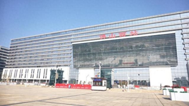 2025年春运客流车流双增长！佛山243万人次出行，你准备好了吗？  第1张