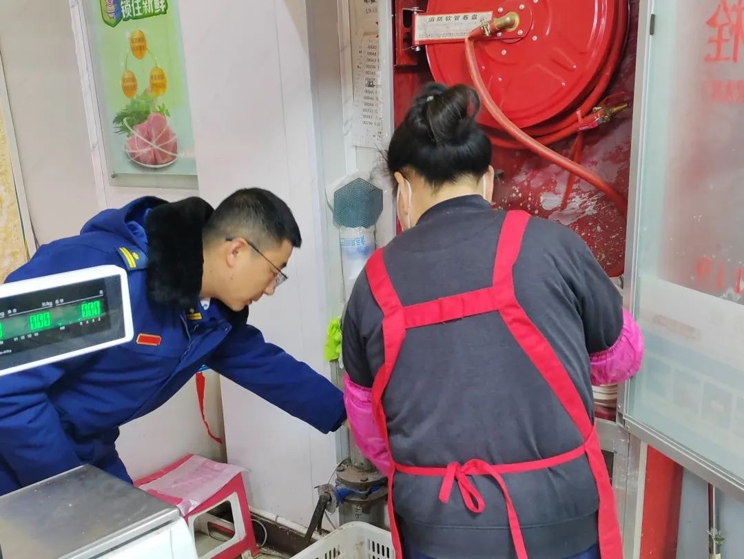 济宁支队如何通过下沉帮扶确保春节期间消防安全万无一失？  第2张