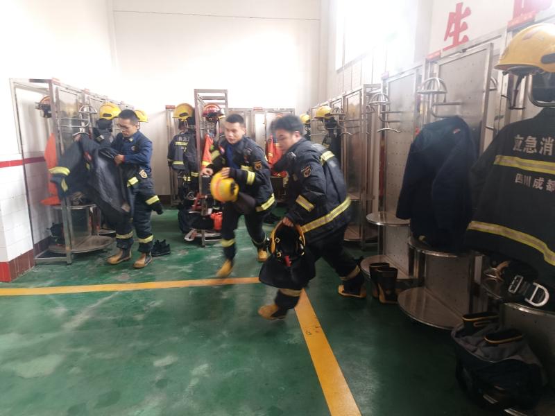 一顿饭15 - 20分钟就够，消防队却吃了3小时？背后故事惊人  第3张