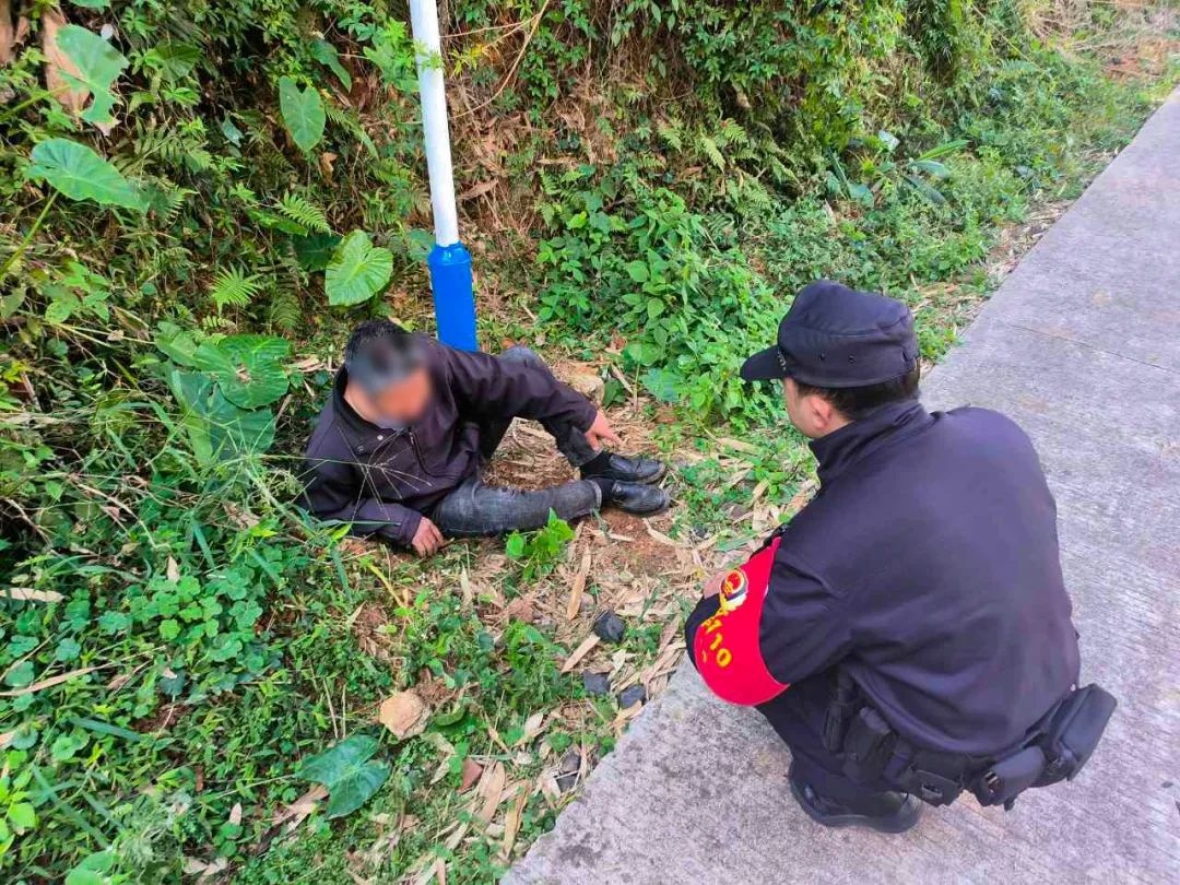 春节假期警民暖心故事不断!民警辅警坚守一线遇火情,他们如何做到有警无险?!  第2张