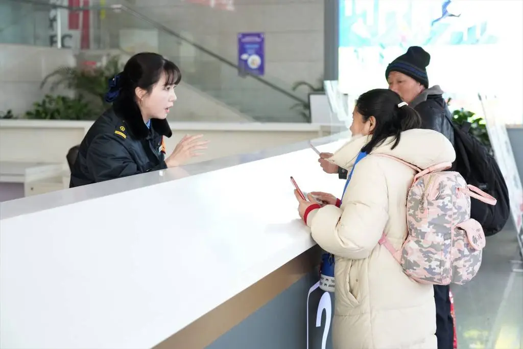 长三角铁路返程客流高峰! 如何应对? 日送270万人次!  第2张