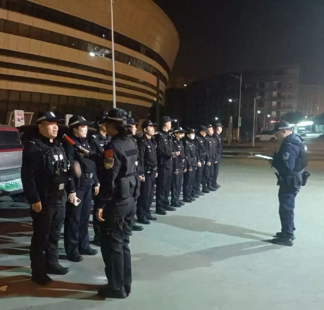 春节万家团圆时，他们为何还在街头奔波？揭秘右江公安的别样年味儿